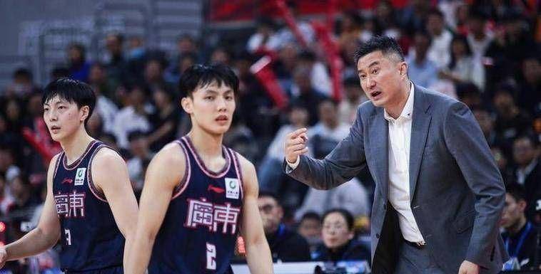马龙CBA下课的七位球迷热议(马龙nba)